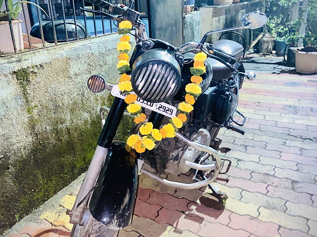 Second Hand Royal Enfield Classic 350 Dark in Kalyan