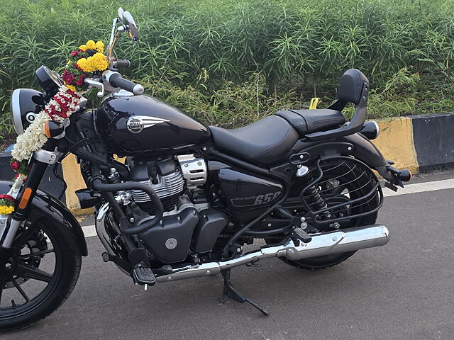 Second Hand Royal Enfield Super Meteor 650 Astral in Pune