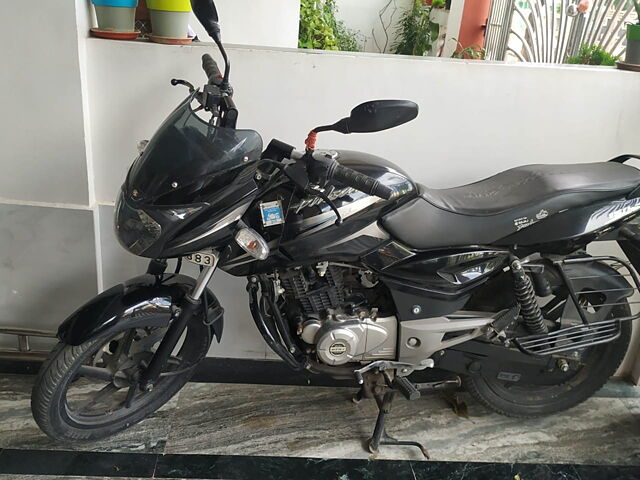 Second Hand Bajaj Pulsar 150 Single Disc in Bhopal