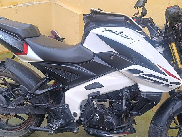 Second Hand Bajaj Pulsar NS160 Single Disc in Salem