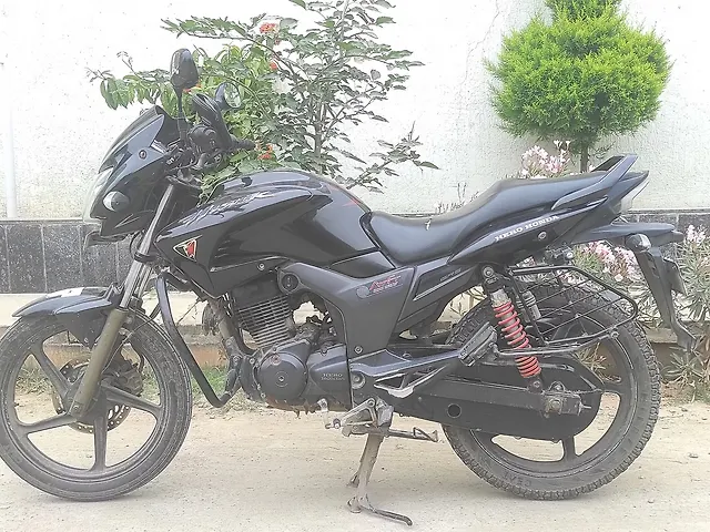 In Sri Lanka Riyasewana Cbr Bike Cbr 150 Riyasewana Cbr Cbr 150cc