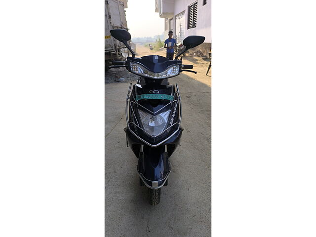 Second Hand Kinetic Green Zulu Standard in Noida