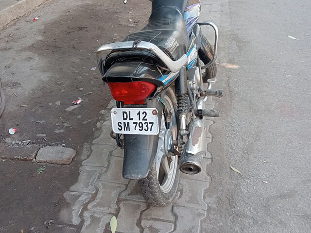 Second Hand Hero HF Deluxe HF 100 in Delhi