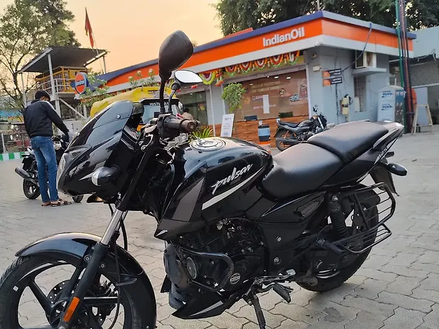 Bs6 Bajaj Split Seat 125 Split Seat Bajaj Neon 125 Mileage Bajaj