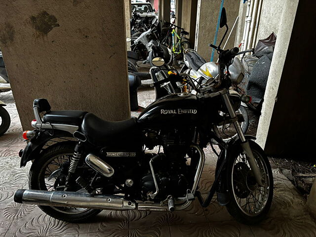 Second Hand Royal Enfield Thunderbird 350 Disc Self in Vapi