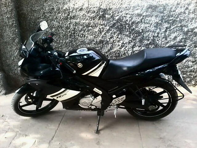 Second Hand Yamaha YZF R15 [2011-2018] V 2.0 in Allahabad