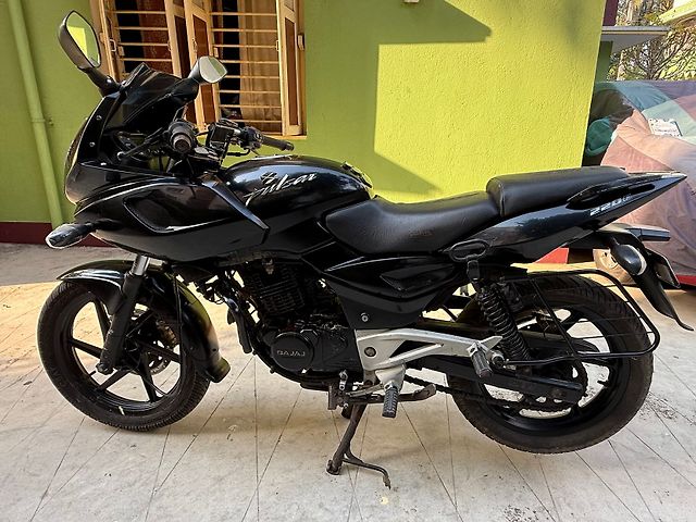 Hyderabad Olx Pulsar 220f Olx Sale Olx Pulsar Bike Discount