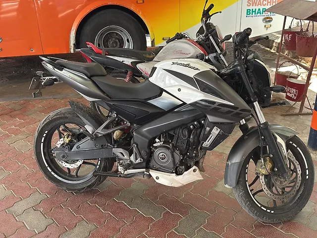 Pulsar Ns 200 Second Hand Price Pulsar Ns200 Pulsar Bike 2nd Hand