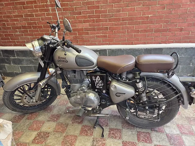 Gunmetal Grey Royal Enfield Bike Price Mileage Bullet Classic