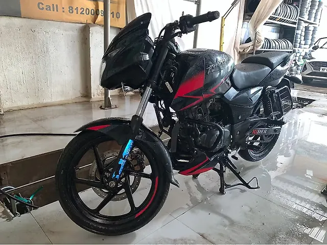 Black Pulsar 150 New Model 2019 Red Colour Bajaj Pulsar 150 Price