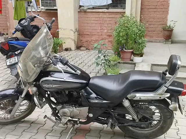 Avenger Street Avenger 220 Cruise Second Hand Price Bajaj Avenger