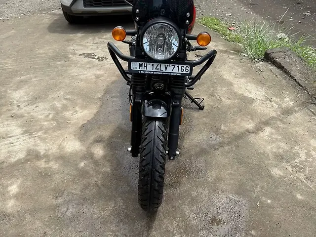 Used 2024 Royal Enfield Hunter 350 Top for sale in Pimpri - Main Image