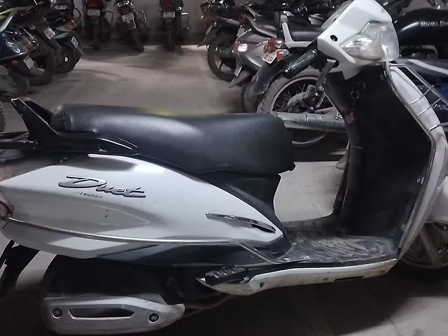 scooter hero duet grey colour