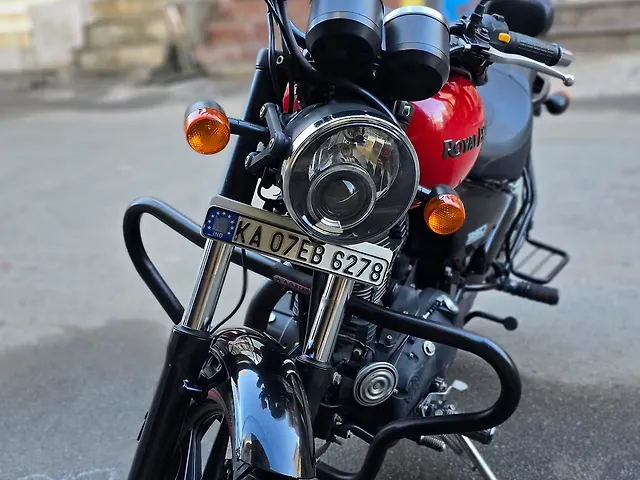 Enfield Thunderbird Bullet Fuel Tank Painting Custom Harley Style