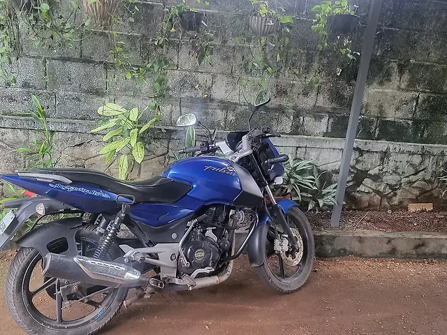 Used 2011 Bajaj Pulsar 150 Twin Disc BS4 for sale in Ernakulam