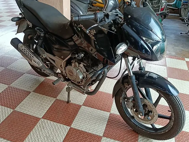 Used 2011 Bajaj Pulsar 150 Standard for sale in Pune at