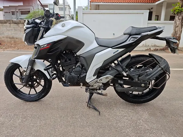 Fz Bike Fz 25 Bs4 Price Used 2017 Yamaha FZ25 Standard BS4 For