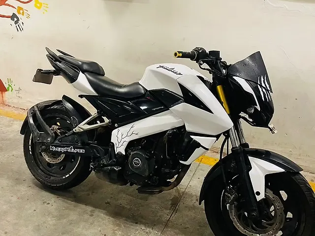 Second Hand Ns 2013 Model Bajaj Pulsar 200 NS Price, Specs