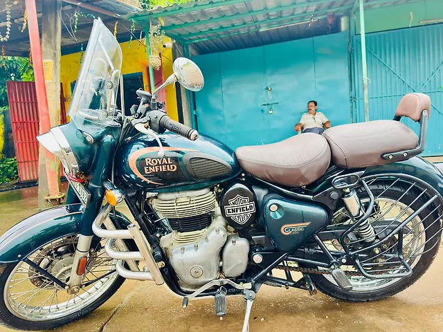 Used 2022 Royal Enfield Classic 350 Halcyon for sale in Cuttack at