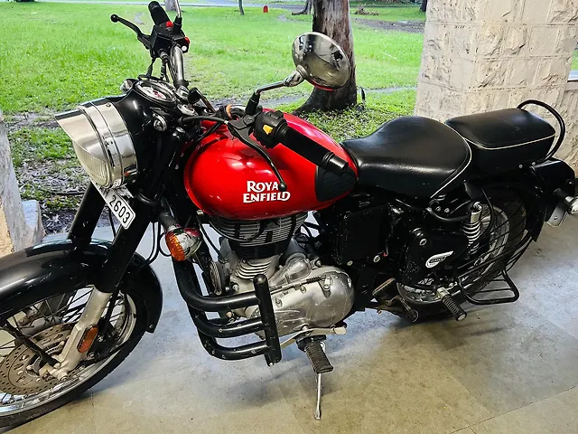 Used 2021 Royal Enfield Classic 350 Redditch for sale in Pune at