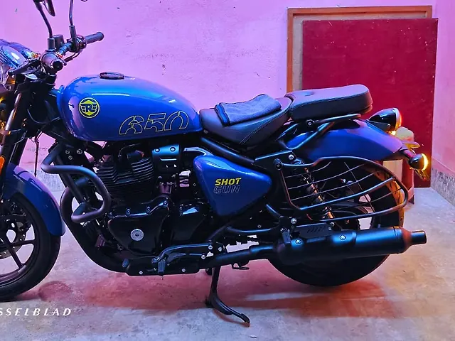 Used 2025 Royal Enfield Shotgun 650 Custom Pro for sale in Kolkata