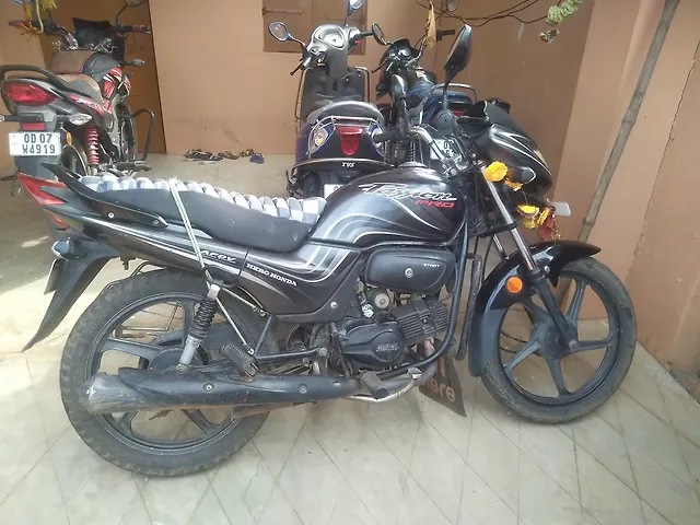 Used 2010 Hero Honda Passion Standard for sale in Brahmapur at Rs