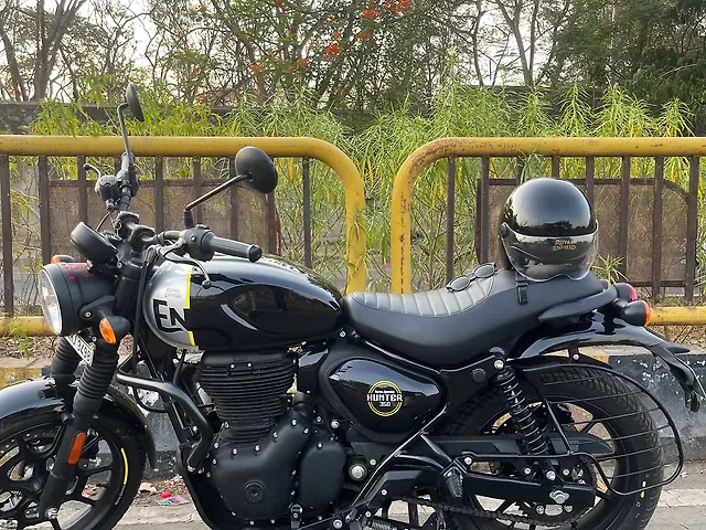 Used 2025 Royal Enfield Hunter 350 Top for sale in Pune at