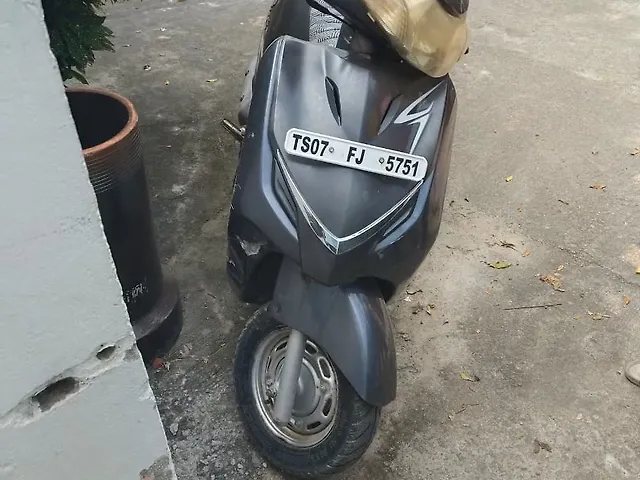 Used 2015 Hero Duet LX for sale in Hyderabad at BikeWale