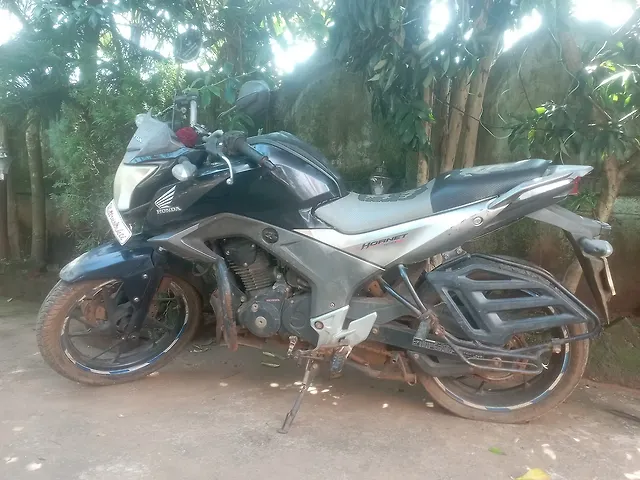 Used 2025 Honda CB Hornet 160R CBS 2017 for sale in Bhubaneswar