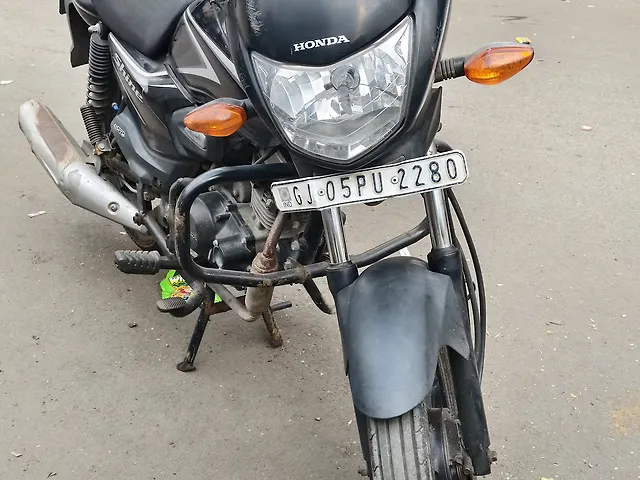 Used 2023 Honda Shine 100 Standard for sale in Surat at