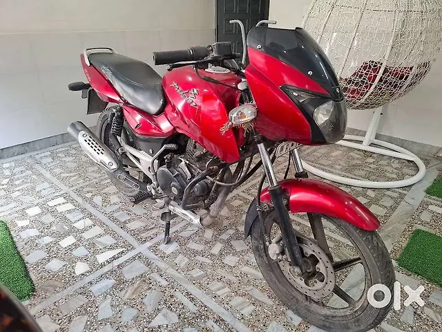 Used 2010 Bajaj Pulsar 150 Classic for sale in Gurgaon at Rs