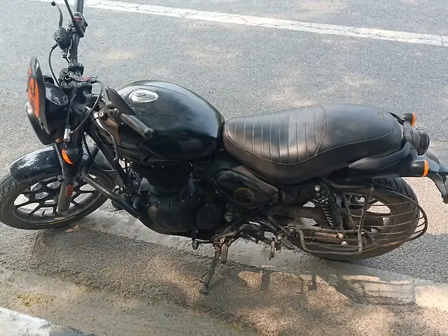 Used 2024 Royal Enfield Hunter 350 Top for sale in Faridabad at Rs