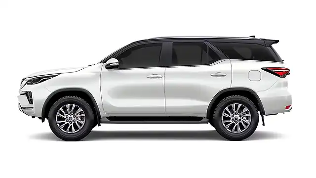2025 टोयोटा फ़ॉर्च्यूनर 4X2 2WD Diesel Turbo Automatic Dual Tone 1