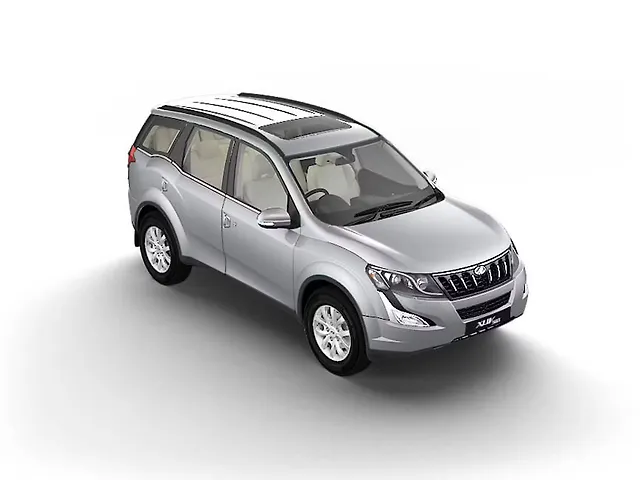 Second Hand Mahindra XUV500 W6 AT in Jeypore