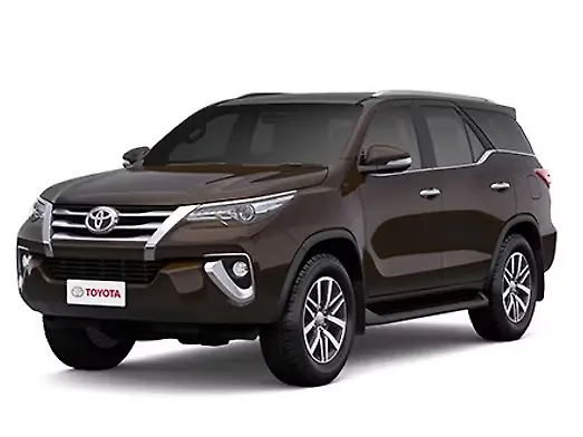 Second Hand Toyota Fortuner 2.8 4x2 AT in Khargone