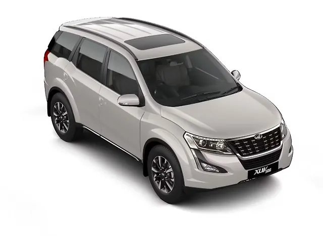 Second Hand Mahindra XUV500 W7 in Pallikarnai