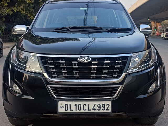 Second Hand Mahindra XUV500 W11 in Delhi