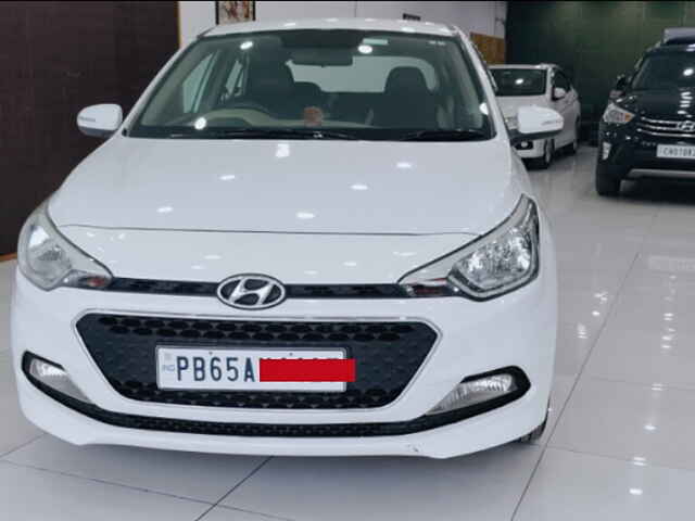 Second Hand Hyundai Elite i20 [2017-2018] Sportz 1.4 CRDI in Chandigarh