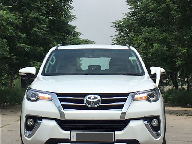 Second Hand Toyota Fortuner [2016-2021] 2.8 4x2 AT [2016-2020] in Mohali