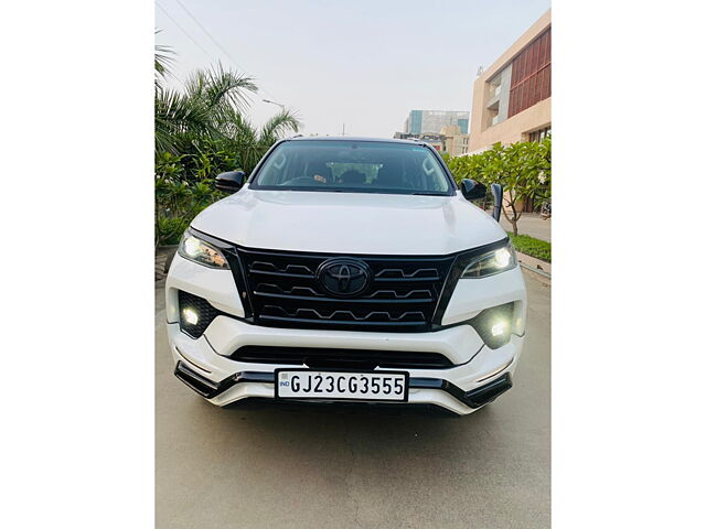 Second Hand Toyota Fortuner 4X2 MT 2.8 Diesel in Ahmedabad