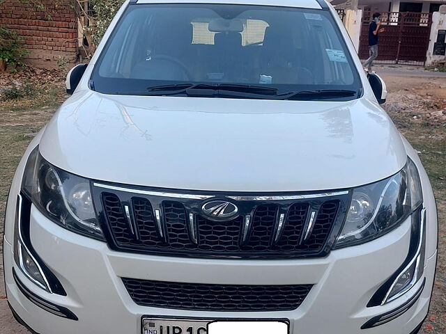 Second Hand Mahindra XUV500 [2015-2018] W6 AT 1.99 in Agra