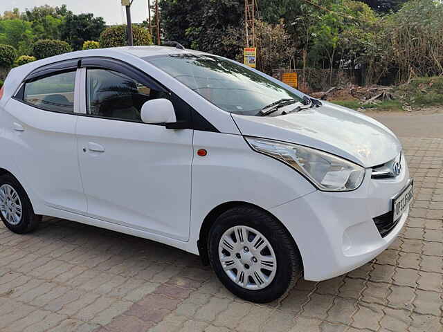 Second Hand Hyundai Eon Era + in Lucknow