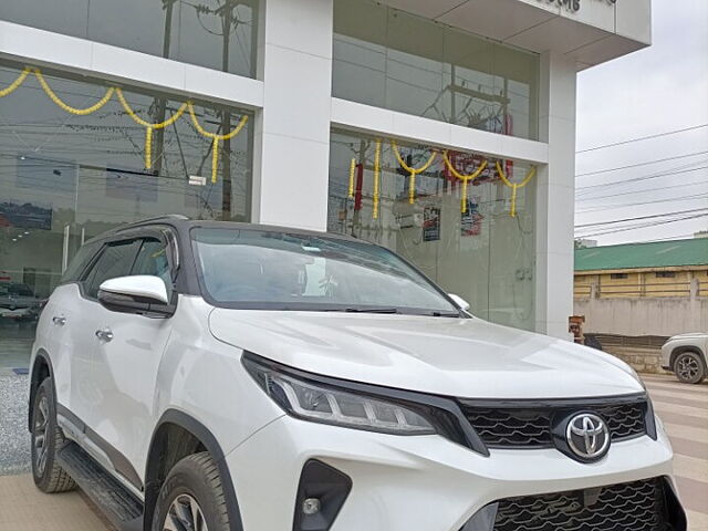 Second Hand Toyota Fortuner Legender 2.8 4X4 AT in Guwahati