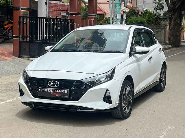 Second Hand Hyundai i20 [2020-2023] Sportz 1.2 MT [2020-2023] in Bangalore