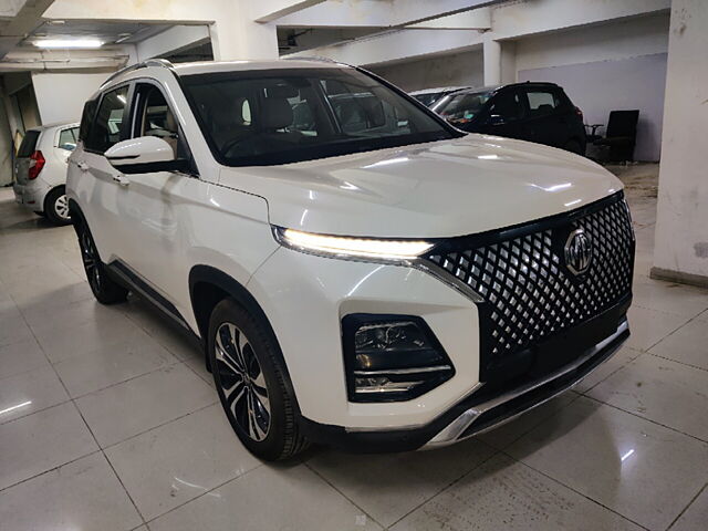 Second Hand MG Hector Plus Sharp Pro 2.0 Turbo Diesel 6 STR [2023] in Ahmedabad