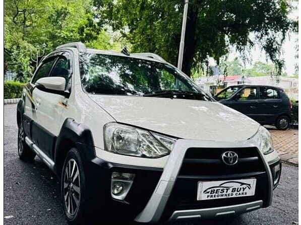 Second Hand Toyota Etios Cross 1.2 G in Kolkata