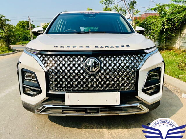 Second Hand MG Hector Plus Savvy Pro 1.5 Turbo Petrol CVT 6 STR in Ahmedabad