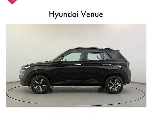 Second Hand Hyundai Venue [2022-2023] SX 1.2 Petrol in Ahmedabad