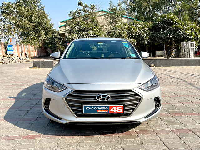 Second Hand Hyundai Elantra SX (O) 2.0 AT in Delhi