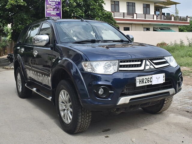 Second Hand Mitsubishi Pajero Sport 2.5 AT in Gurgaon